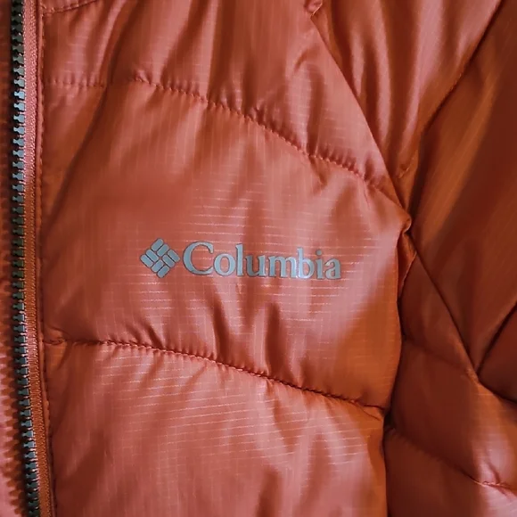 Columbia Coral-Red Long Insulated Ski Coat - Picture 2 of 6
